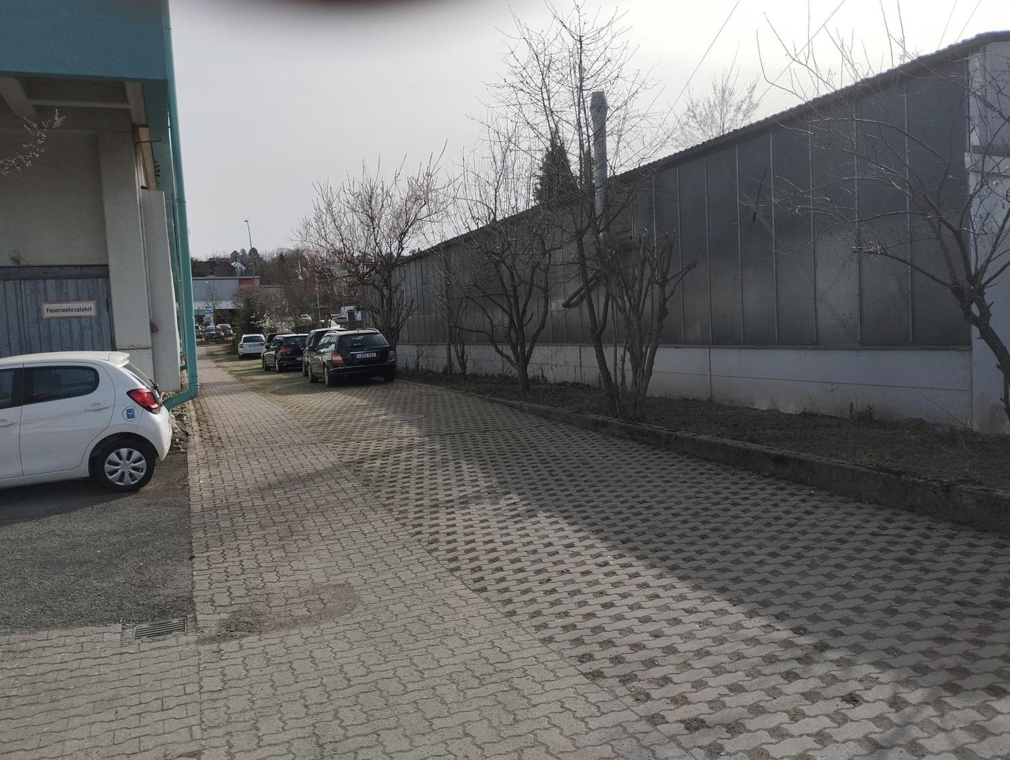 Enjoyhotel Garni Korntal Stuttgart B&B Parkplatz Sprinter Exterior foto